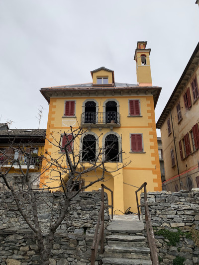 Impianto fotovoltaico integrato in edificio storico