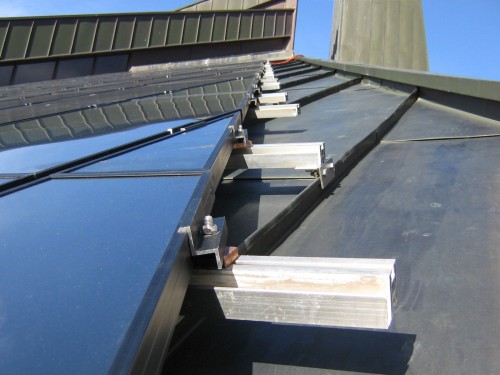 Detailed view of the BIPV fixing structure © Eurac Research